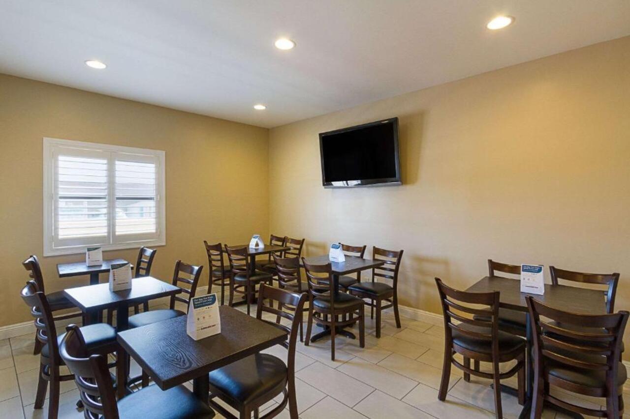 Quality Inn & Suites האנטינגטון ביץ' מראה חיצוני תמונה